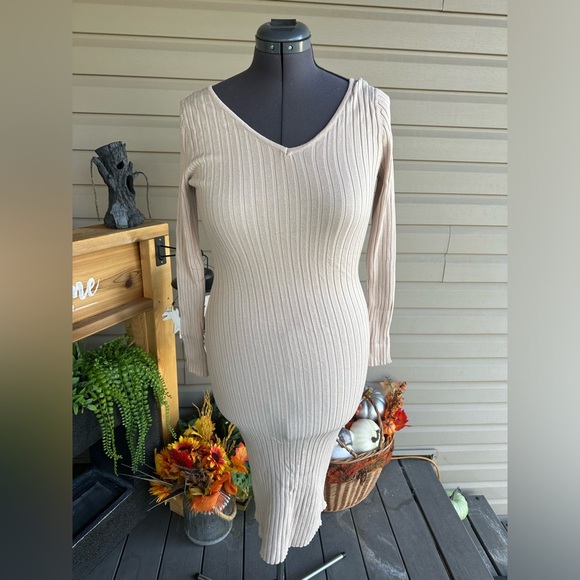 PRETTYGARDEN new with tags  Cream Midi Pullover Sweater Dress Long Sleeve - Picture 10 of 11